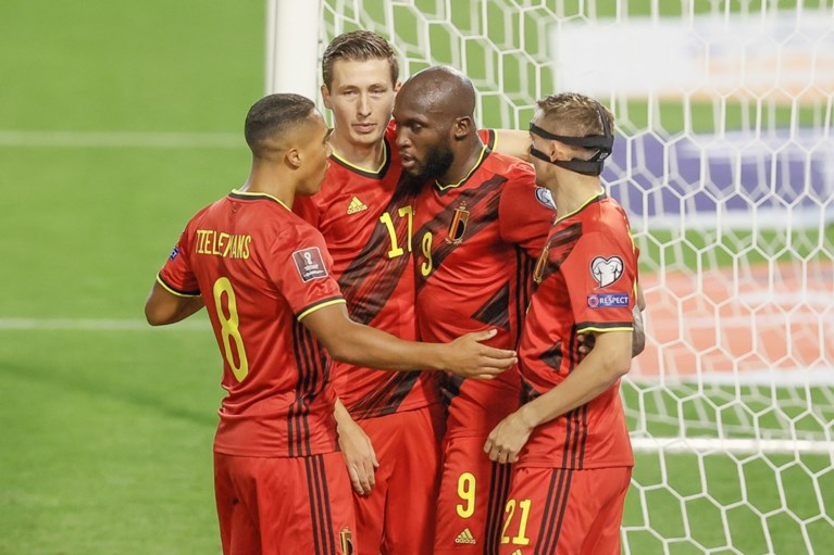 The Red Devils set aside the Czech Republic with ease, and Romelu Lukaku scored in their 100th international match