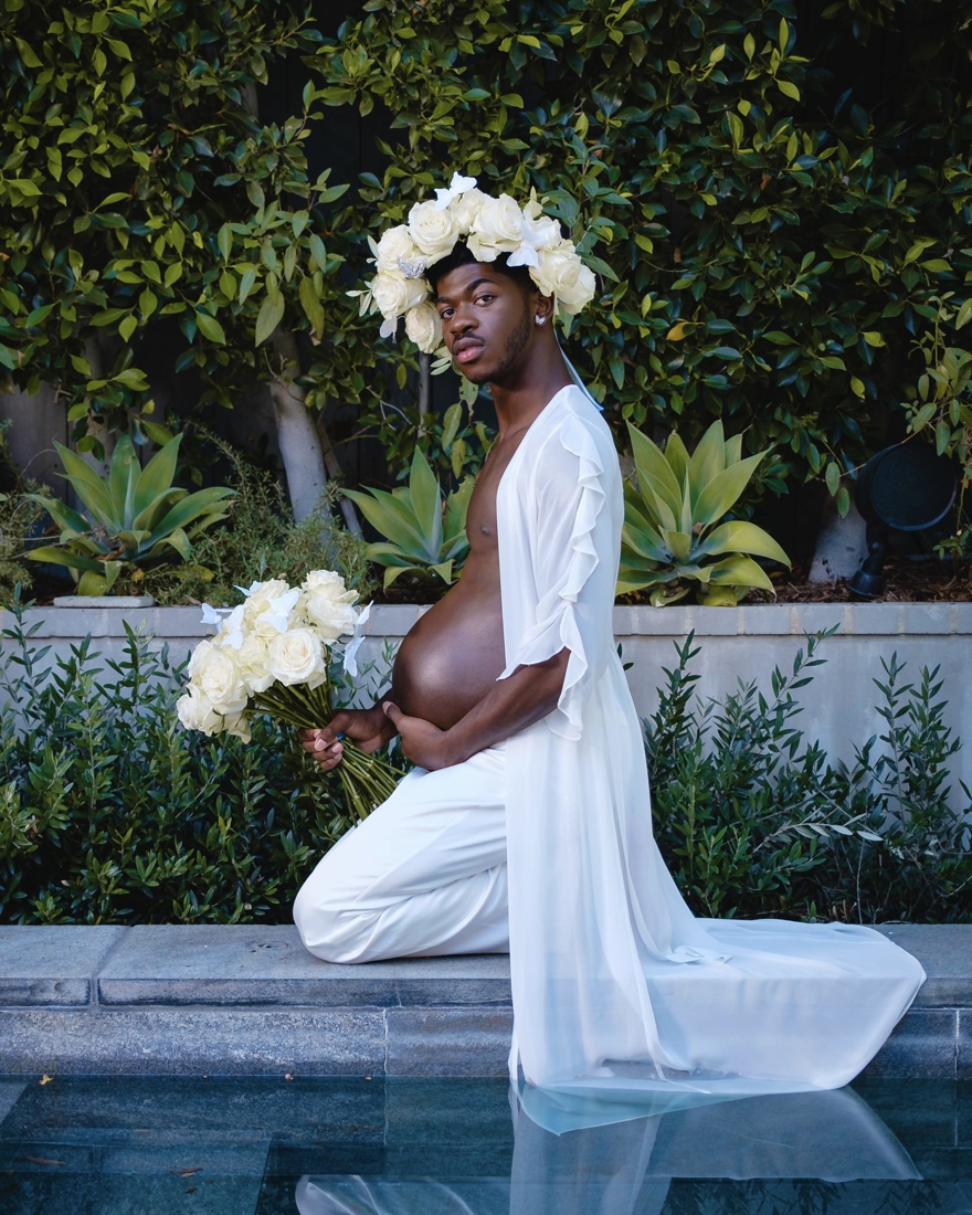 Lil Nas X announces her debut album with 'Maternity Photos'