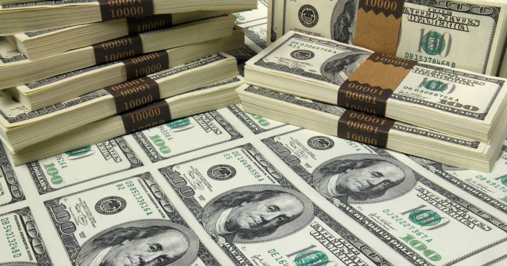 Cash for Gold Tip: Whistleblowers Get $200 Million Bonus |  Abroad