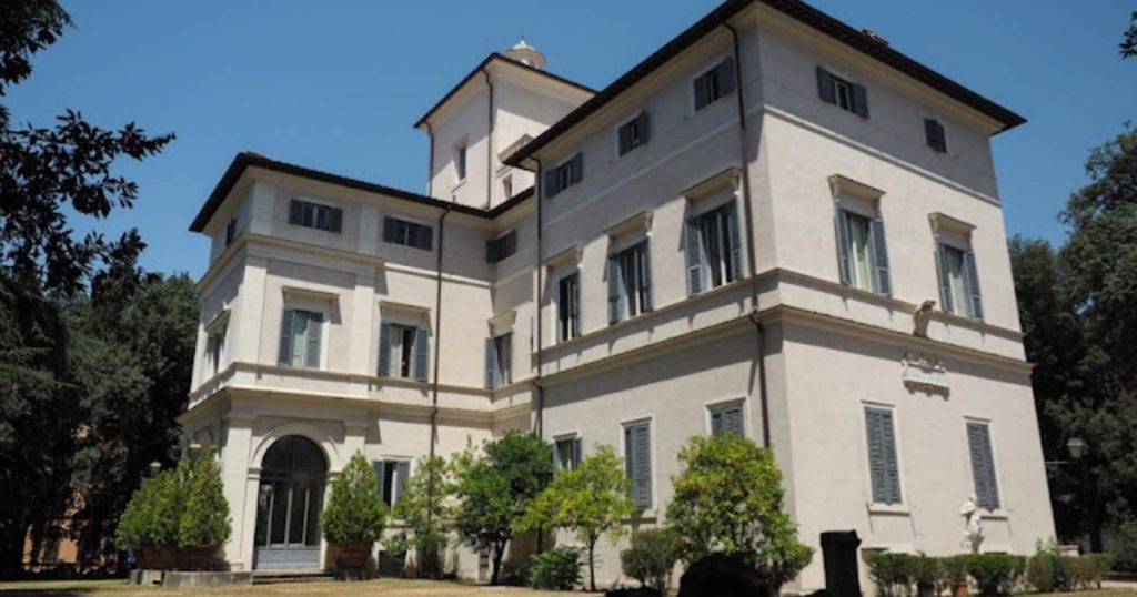 For sale for €471 million: Roman villa with Caravaggio's roof painted |  Abroad