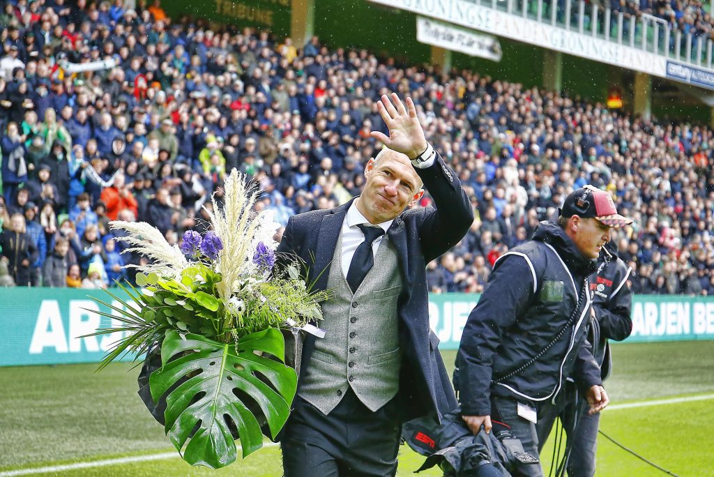 Dutch soccer star Arjen Robben fights back with tears in...