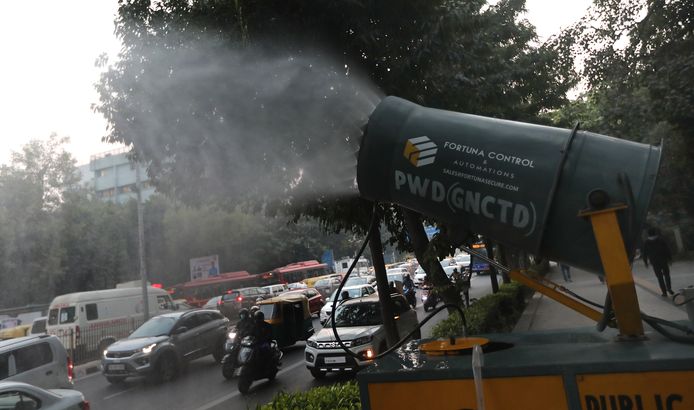 Anti-smog cannon in action.