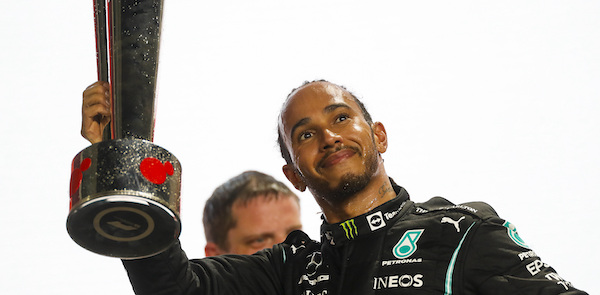 Lewis Hamilton after smooth win in Qatar: 'She was the only one up front' - F1journaal.be