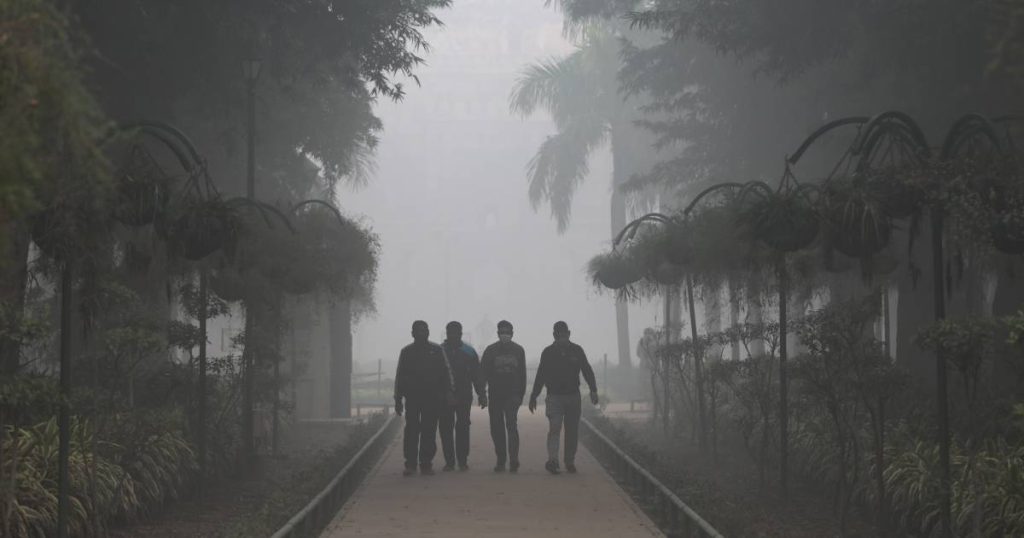 The Indian capital, New Delhi, is likely to be closed: not because of Corona, but because of dangerous air pollution outside