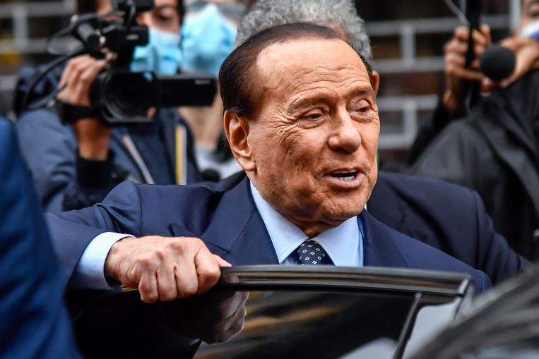 There's Berlusconi again, and now he wants to be president