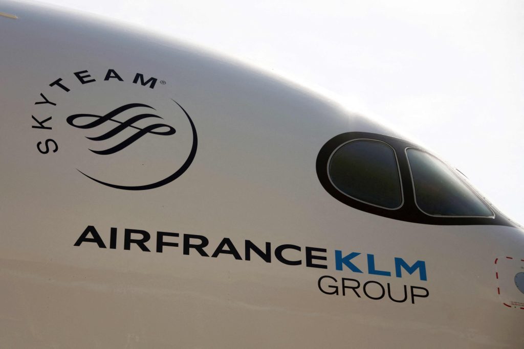 Air France and KLM raise prices for airline tickets with sustainable fuel