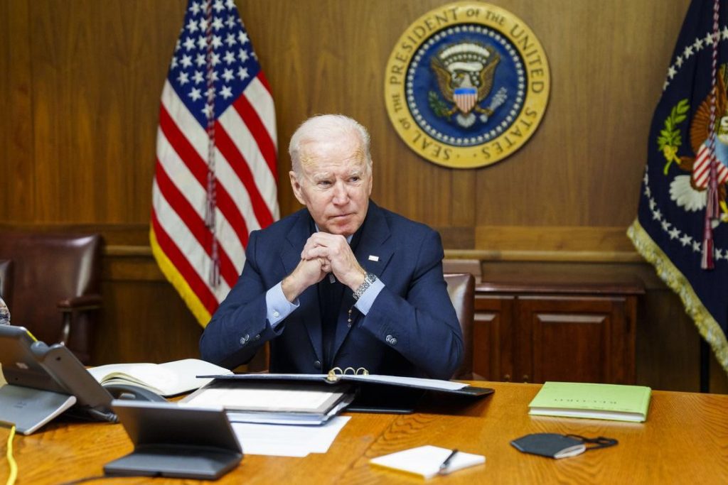 Biden warns Putin of "dangerous and rapid repercussions" during a phone call