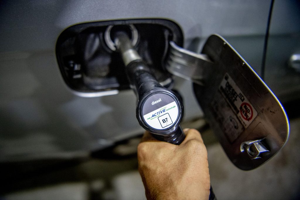 Gasoline and diesel are getting more expensive, but they are not the same everywhere