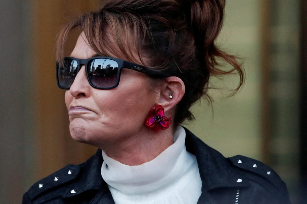 Judge dismisses Palin's complaint against The New York Times