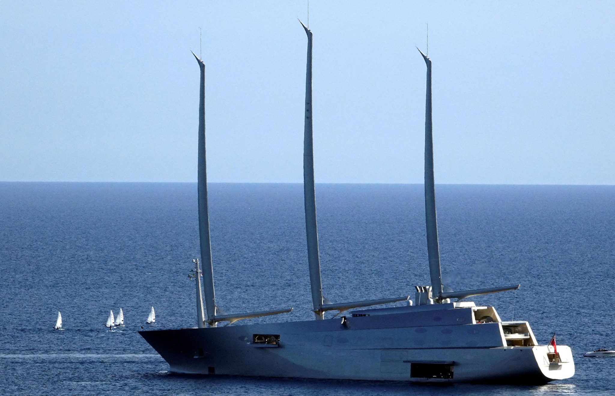 melnichenko sailing yacht