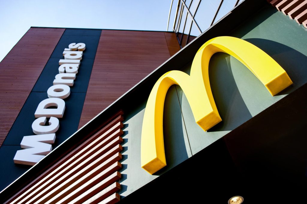 Two dead in shooting at McDonald's Zwolle