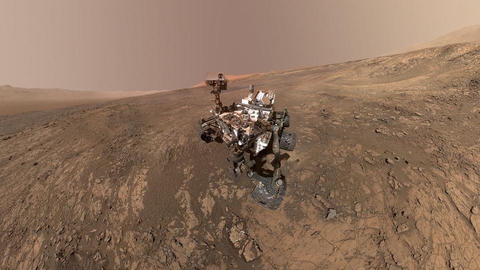 The amazing rock flower discovered by the Curiosity rover