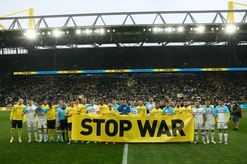 Match beyond football: Borussia Dortmund and Dynamo Kyiv strike terror (and a lot of money for Ukraine)