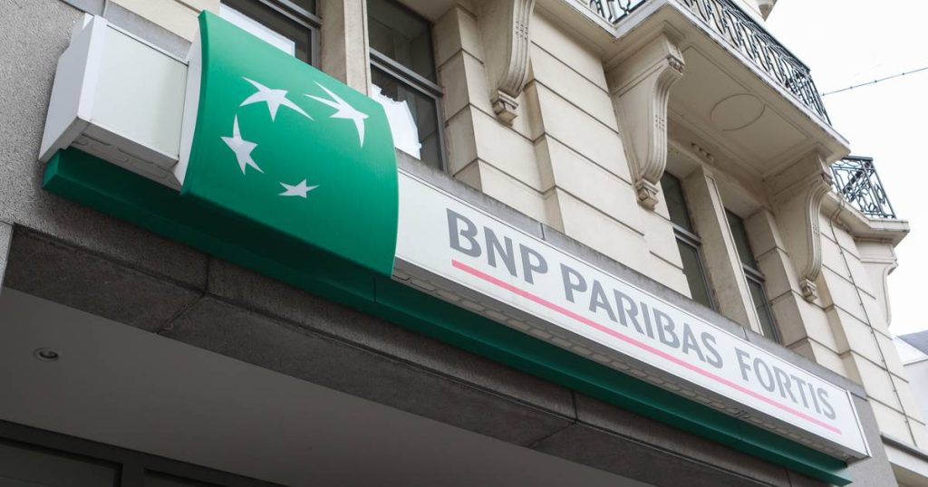 BNP Paribas Fortis wants to offer basic banking services at 500 newsagents this year |  Banking Services