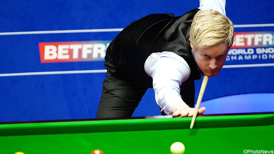 The excitement of the World Snooker Championship!  Neil Robertson wins 147 but gets out |  noticeable