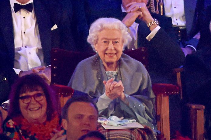 The Queen clearly enjoyed the performances and made a delightful impression.