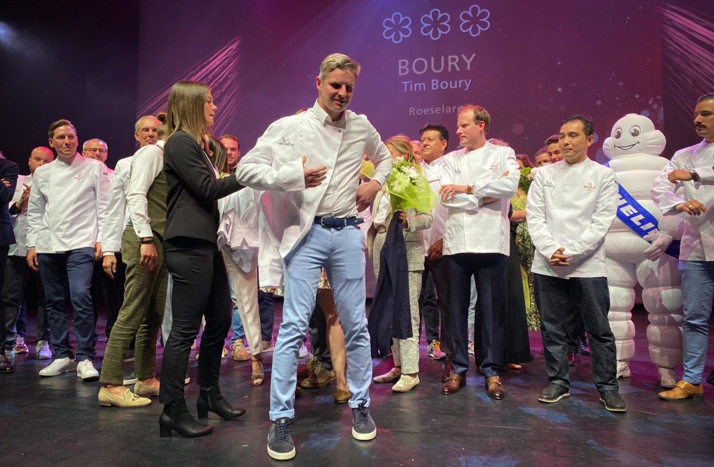 Roeselare's Tim Bury surprisingly wins his third Michelin star, Comme Chez Soi loses his second star