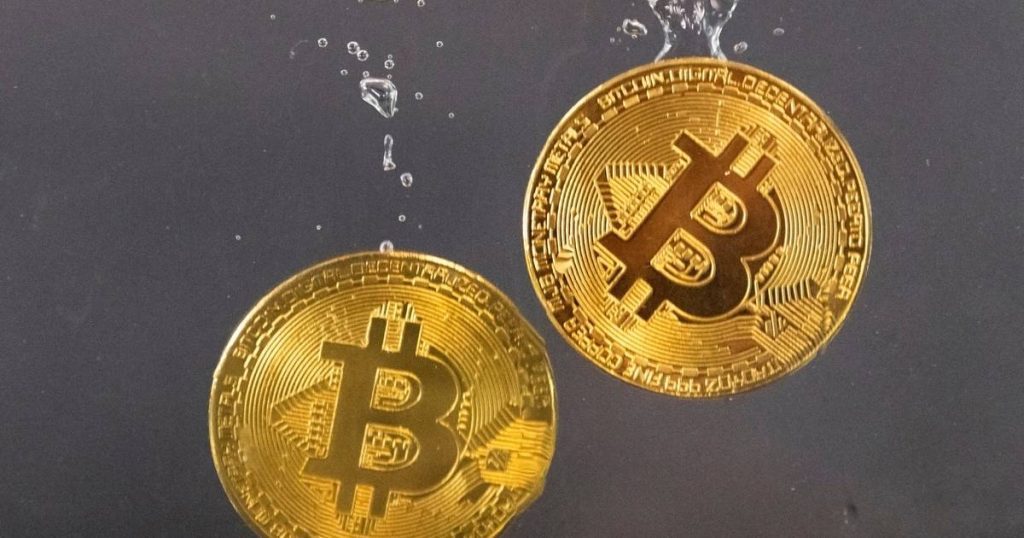 Bitcoin Continues to Fall, Even as Stock Markets Rise Again |  money