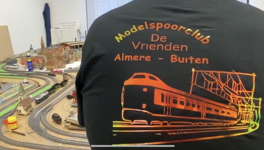 Omroep Flevoland - News - Model Railroad Club should make way for homes