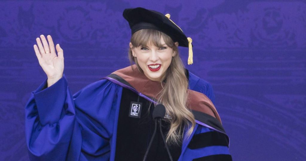 Taylor Swift receives an honorary doctorate: “Don't be shy about trying something” |  showbiz