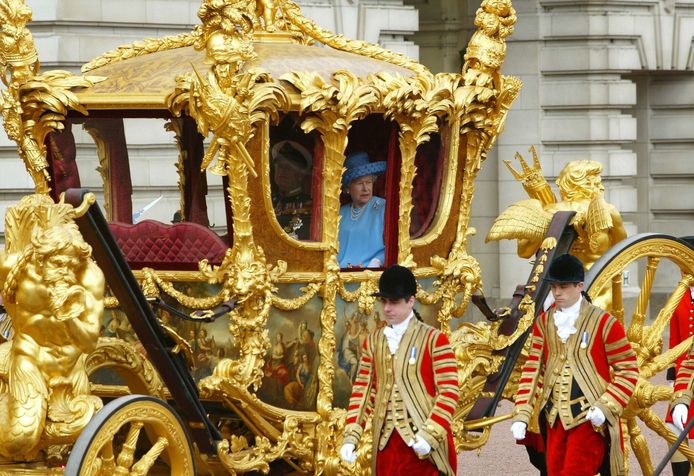 The Queen on June 4, 2002 during her golden month of July.
