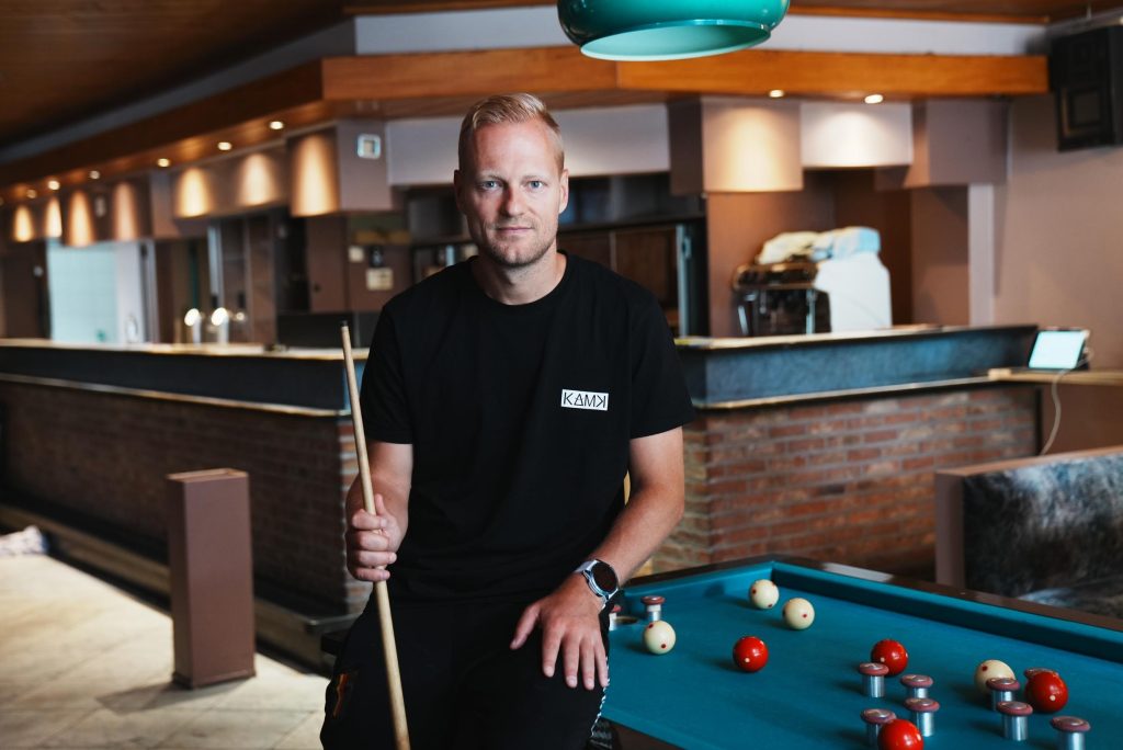 Olivier Descht, 41, opened a sports bar in Ghent: “And no, it will not be a fan cafe in Anderlecht” (Ghent)