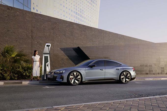 Audi e-tron GT 18.8 - 20.2 kWh / 100 KM - 0 G CO2 / KM (WLTP)