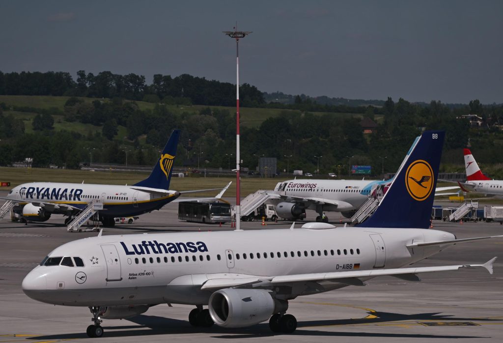 Lufthansa has canceled more than 3,000 flights this summer