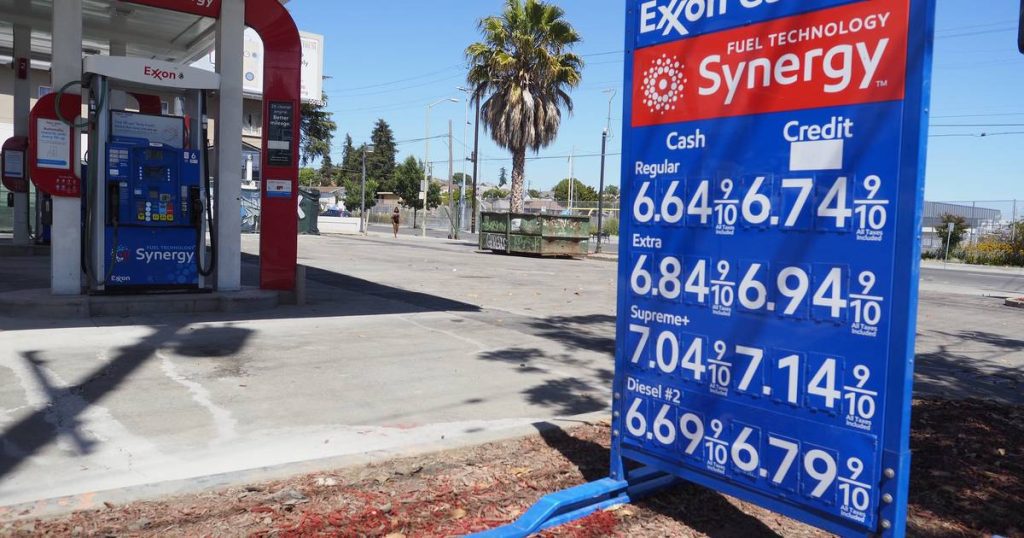 Petrol price hits record high in US: 1.25 euros per liter |  Abroad