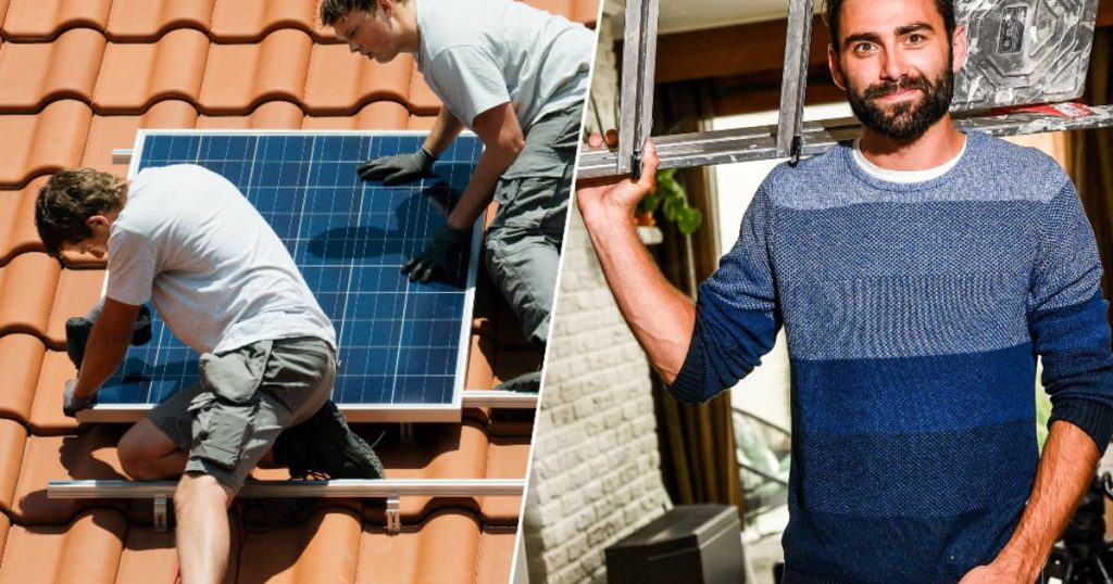 The face of TV Sieg De Doncker installs solar panels himself: is that smart?  Or is it better to leave it to a professional?  † living