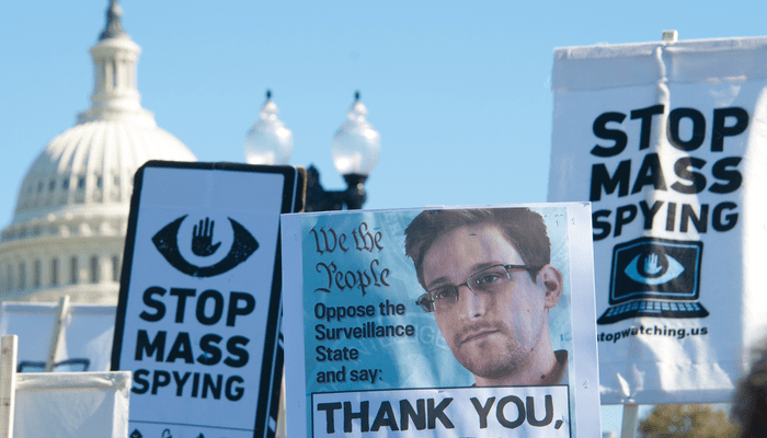 Gebruik crypto als bitcoin, maar investeer niet, zegt Edward Snowden