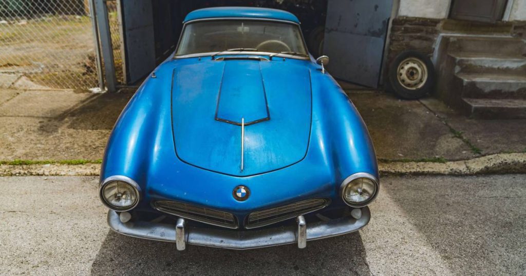 A rare BMW that has been in a shed for 43 years should make millions |  Sentences