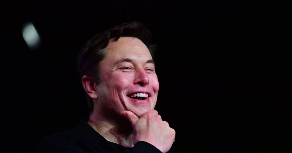 Twitter workers are not allowed to talk about the deal, but Elon Musk tweets a meme about the disaster |  News