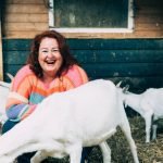 For example, actress Eva Van der Gucht spends her weekends in Amsterdam.  “We go to the goat farm at all costs” |  lifestyle