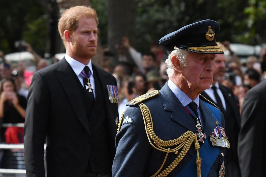 Prince Harry was told that the Queen had died just five minutes before the press
