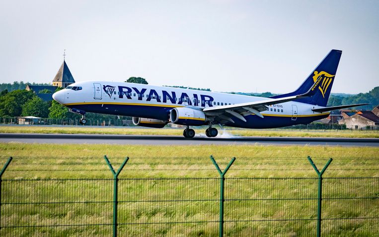 Why does Ryanair leave Zaventem with her tail between her legs