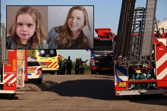 Lost Hebe (left) and Sunny.  The photos were shared today by Police and Opsporing Verzocht.  BACKGROUND: Search for emergency services in the waters near Ramsdonksphere.