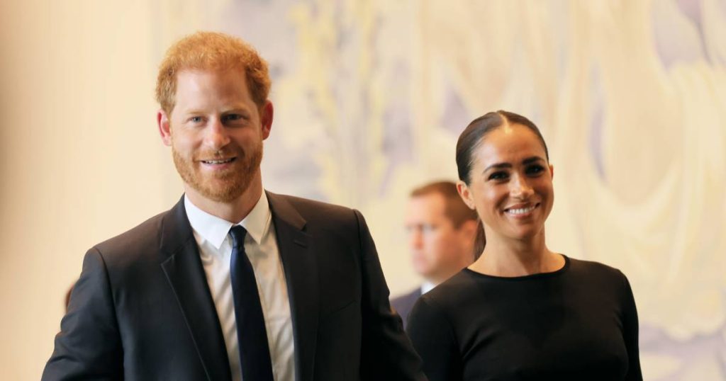 A million dollar deal with Netflix in the trash?  "Harry and Meghan are concerned about their comments about the royal family" |  Property