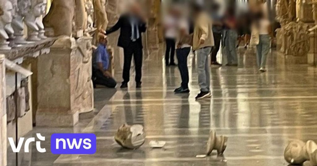 Angry tourist destroys statues in the Vatican Museums because he can't see the Pope