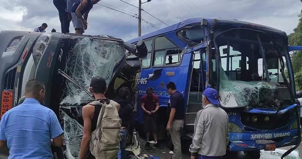Bus accident with Dutch tourists in Ecuador: 2 Dutch people killed, 7 hospitalized |  Abroad