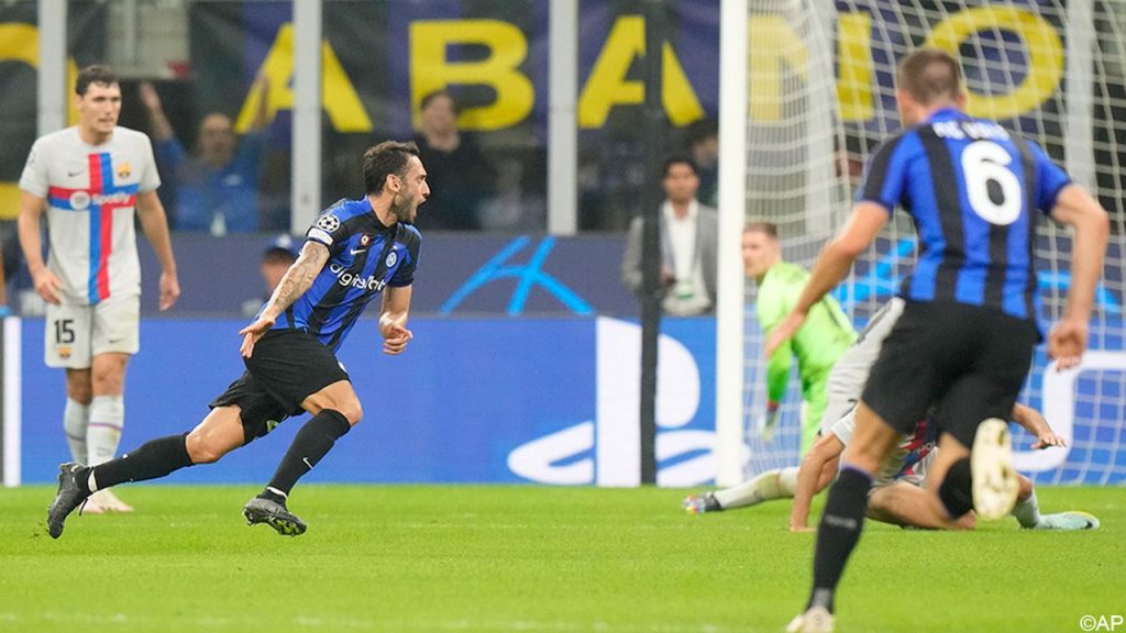 Inter do not let Barcelona enter and score a hat-trick with the right team spirit |  UEFA Champions League 2022/2023