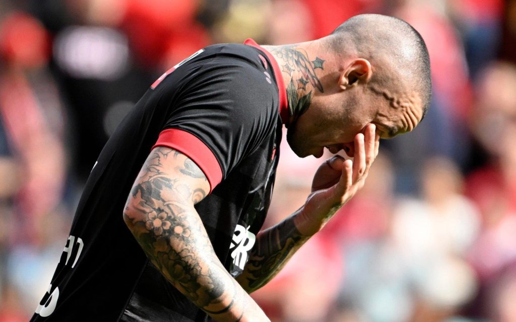 “Once again very bad news that Radja Nainggolan has been suspended in Antwerp.” Football 24