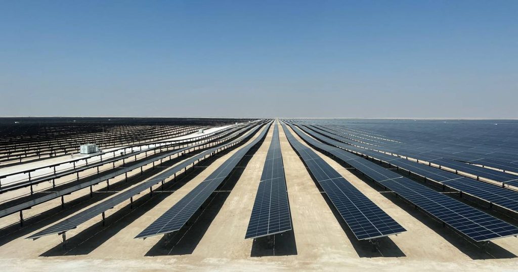 Qatar opens its first solar power plant |  Abroad