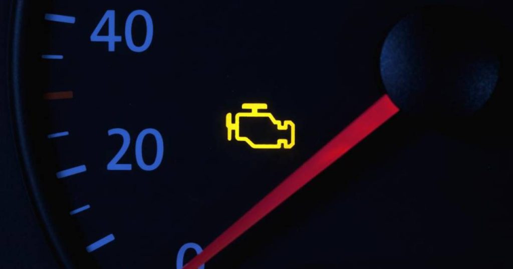 This is the scariest warning light: What should you always check when the engine malfunction signal is on?  |  Mobility