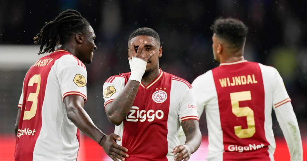 Live Blog Ajax - PSV |  Scooters in Amsterdam