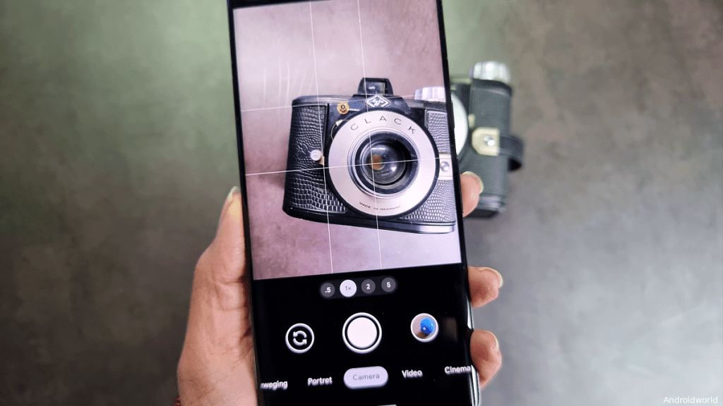 The Google Pixel 7 Pro camera now has an auto macro feature