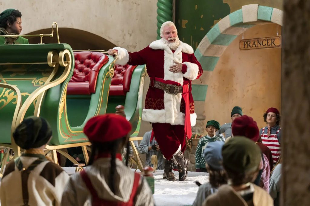 Disney + is already introducing the second season of the fantasy series, The Santa Clauses