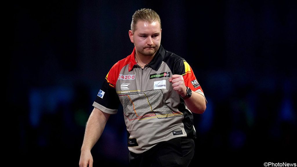 WATCH: Van den Berg throws himself into the third round at the World Darts Championship with a fine finish on target |  Darts